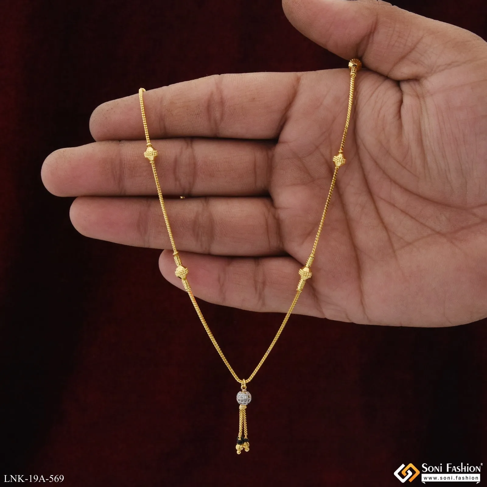 1 Gram Gold Plated Glamorous Design Necklace for Ladies - Style A569