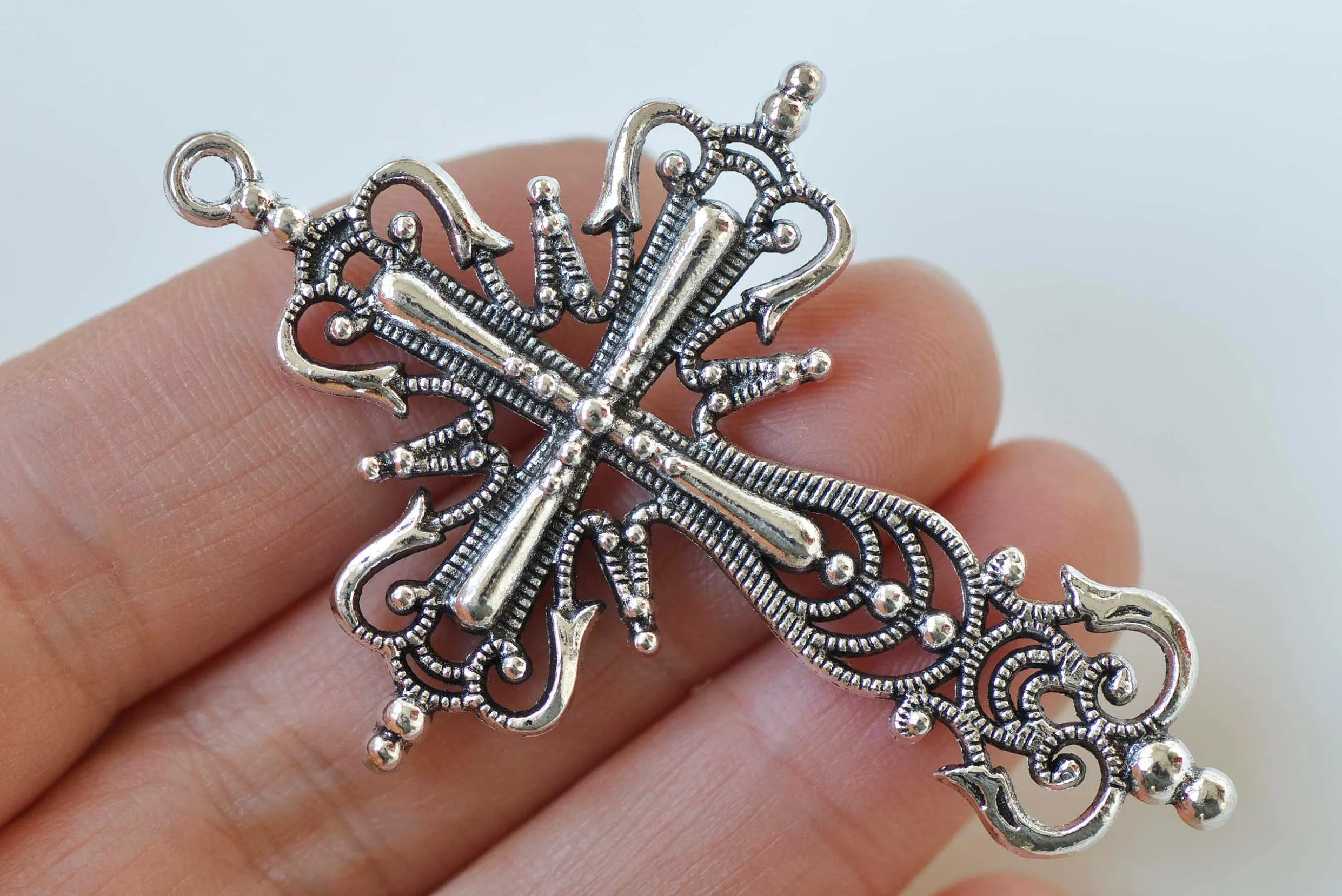 10 pcs Antique Silver Filigree Cross Pendants Charms 42x63mm A1790