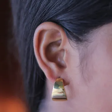 18K Gold-Filled Wide Huggie Hoops