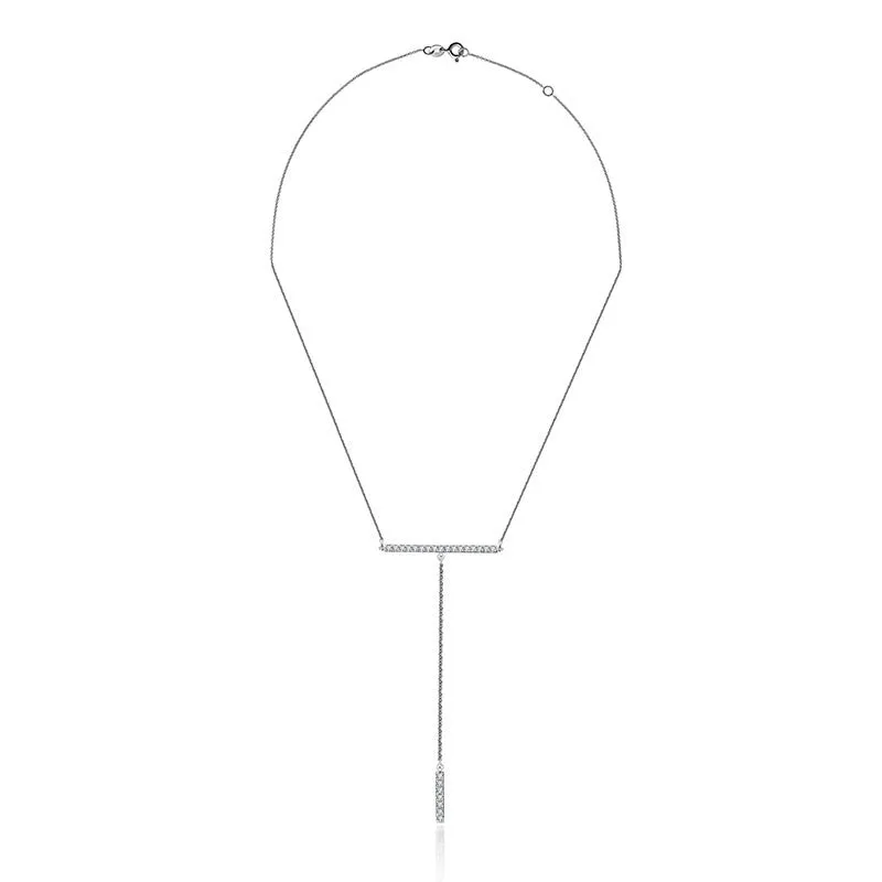 18k Gold Line Dangling Diamond Necklace