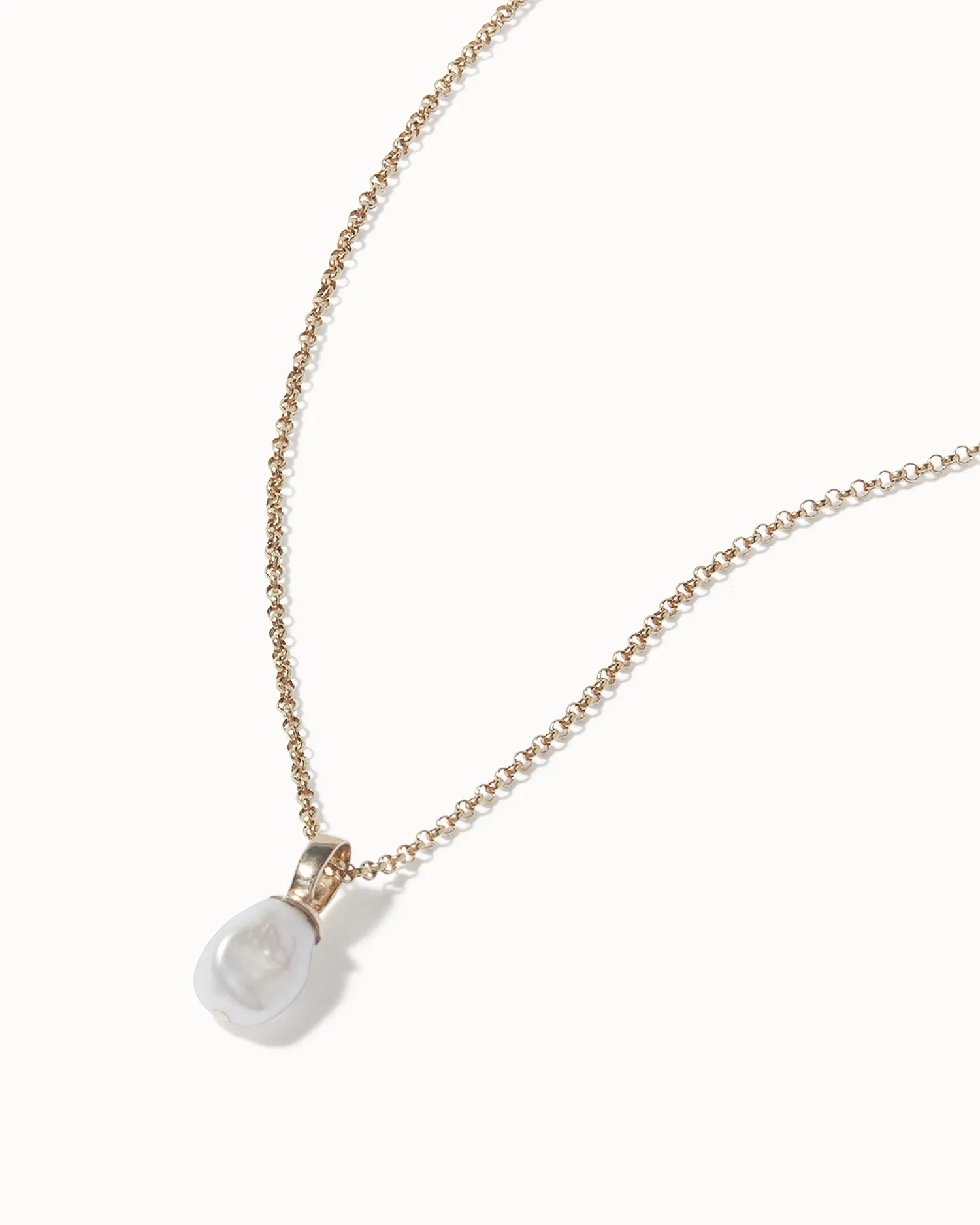 Baroque Pearl Pendant Necklace
