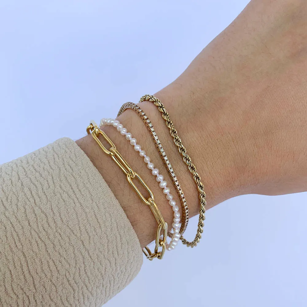 Boyfriend Paperclip Chain Bracelet in Gold