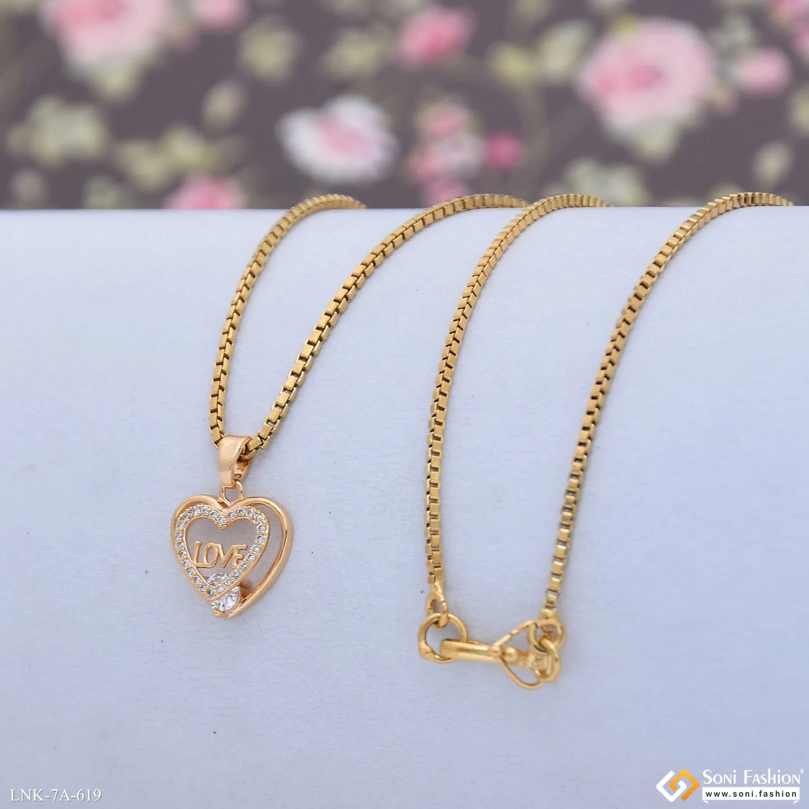 Funky Design Gold Plated Chain Pendant for Ladies - Style A619