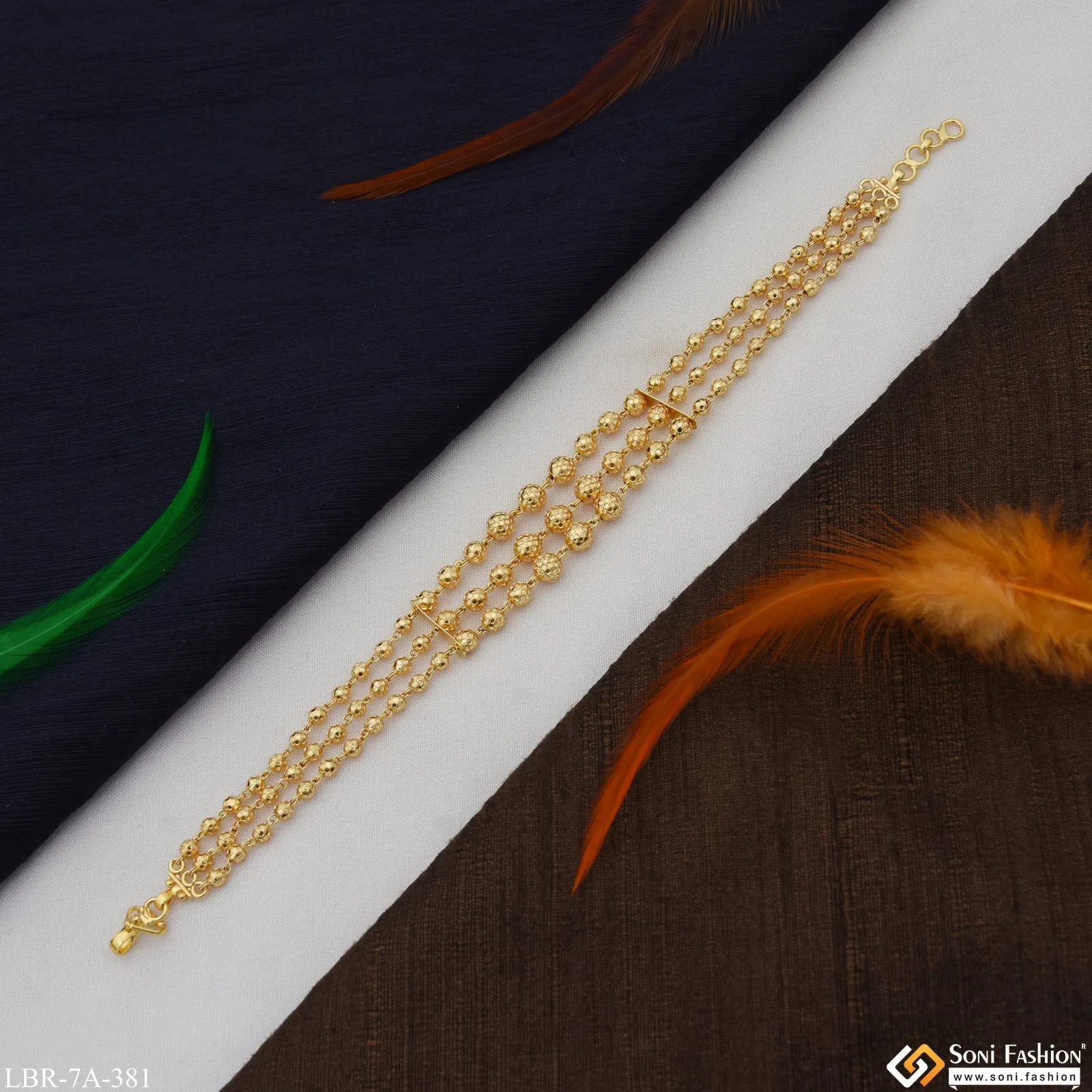 Graceful Design Gold Plated Brass Beaded Bracelet for Ladies - Style A381