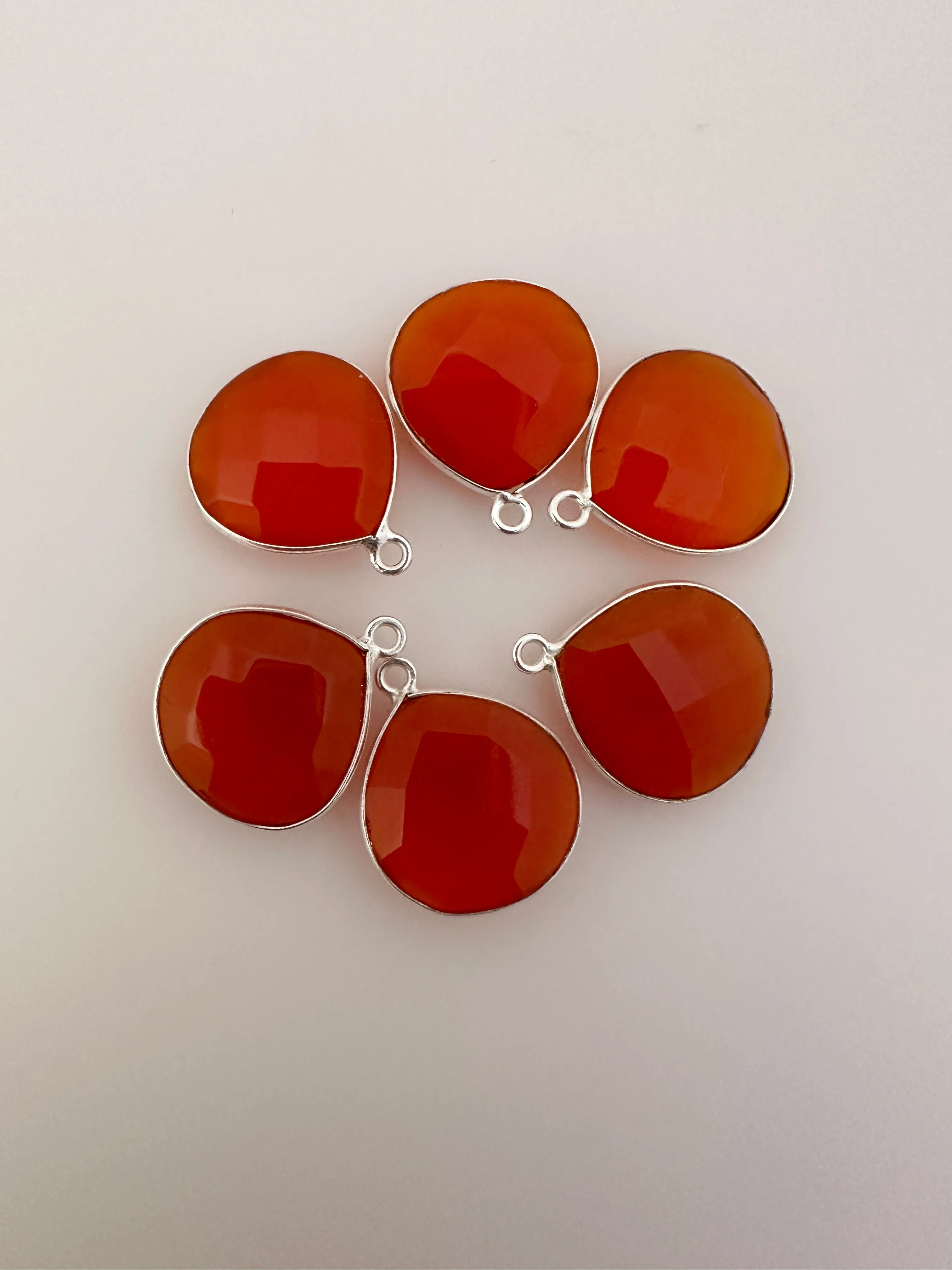 Hexagon Red Onyx Bezel Pendant – Gold Plated, One Loop, Size: 15mm, 1pc.