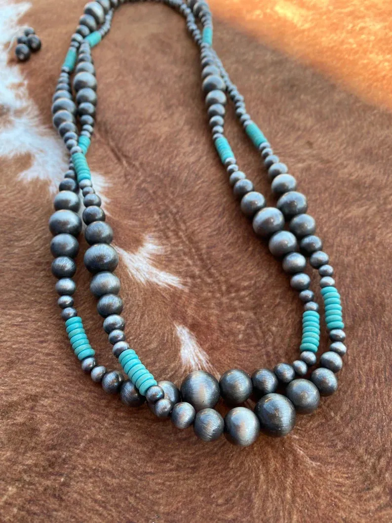 Lonnie Navajo Pearl Necklace