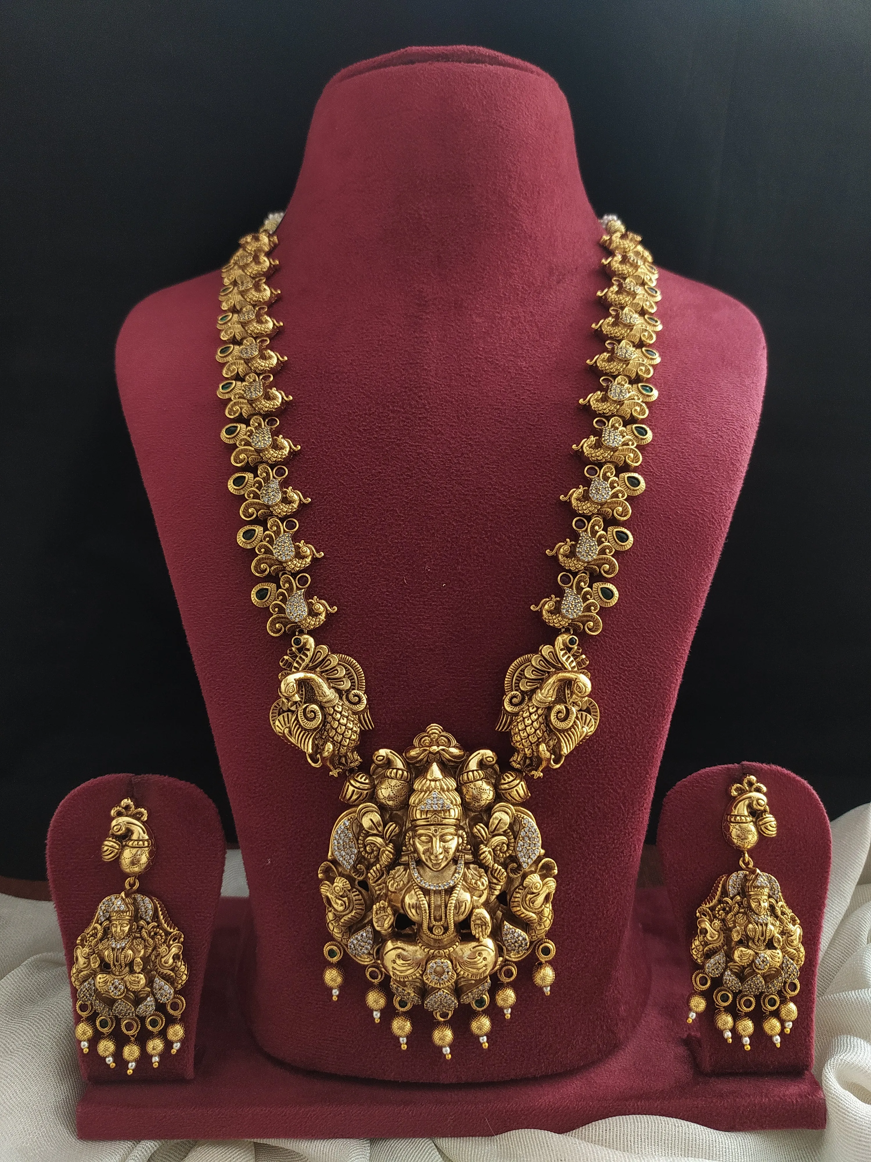 Mystical Nagas 3D Work Zircon Long Haram Set