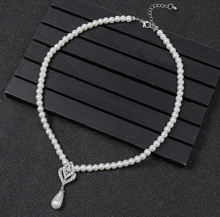 New pearl necklace set for women light luxury niche versatile sweater chain clavicle chain alloy