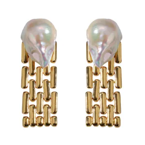 Pre Order: Retro Wide Chain Baroque Pearl Earrings