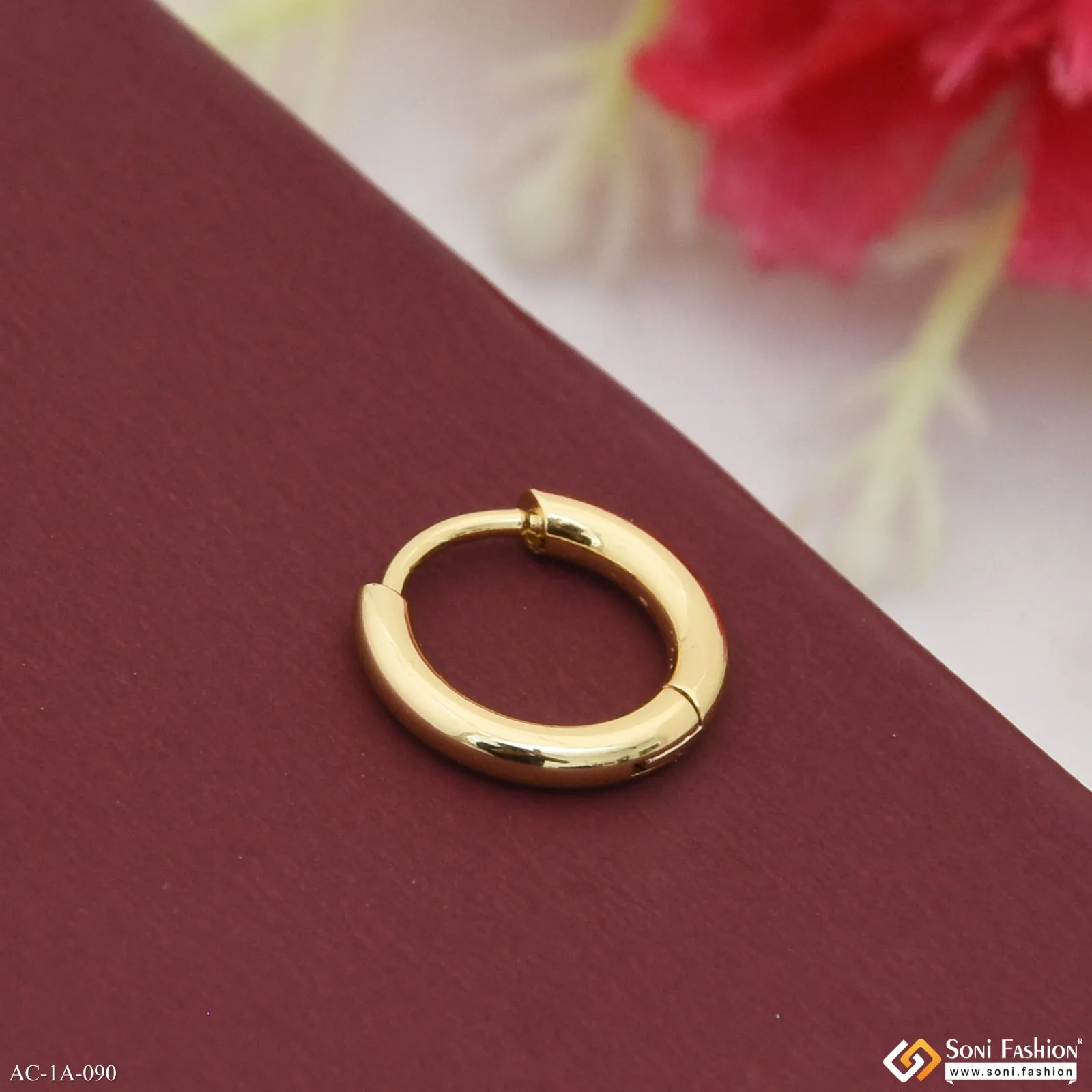 Prominent Design Golden Color Stud Earring for Men (1 Pc) - Style A090