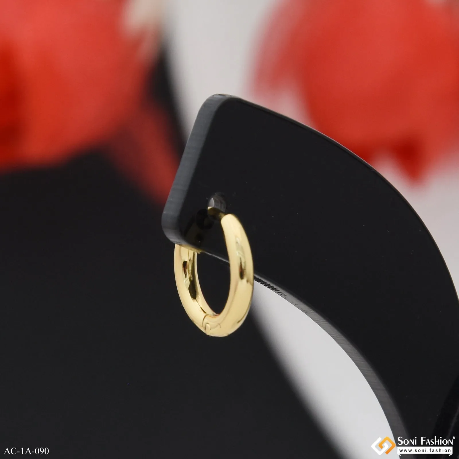 Prominent Design Golden Color Stud Earring for Men (1 Pc) - Style A090