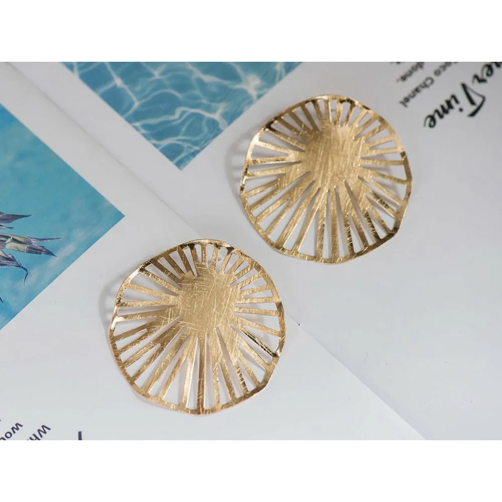 Sand Dollar Gold Earrings