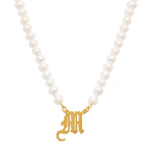 THE OLD ENGLISH SINGLE INITIAL PEARL NECKLACE